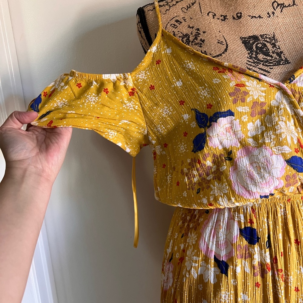 Maxi Dress - Picture 3 of 7